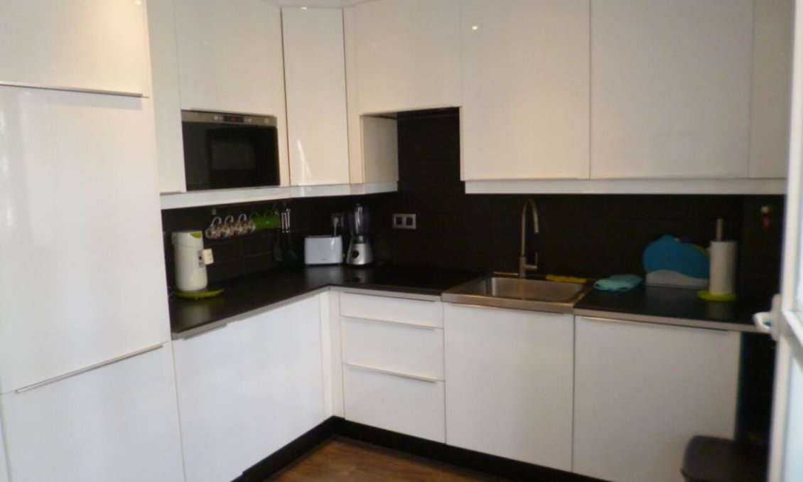 Wiederverkauf - Wohnung -
La Florida - Inland