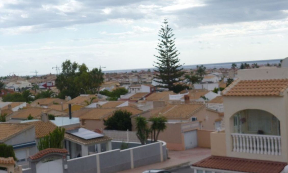 Wiederverkauf - Wohnung -
La Florida - Inland