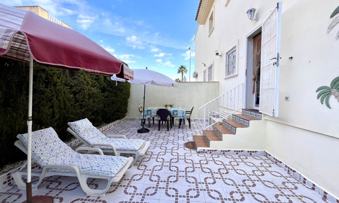 Wiederverkauf - Wohnung -
Playa Flamenca - Costa Blanca