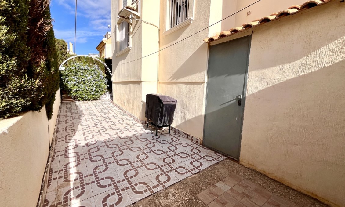 Wiederverkauf - Wohnung -
Playa Flamenca - Costa Blanca