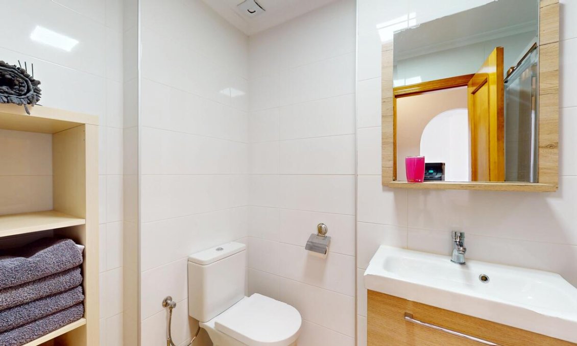 Wiederverkauf - Wohnung -
Orihuela Costa - La Zenia