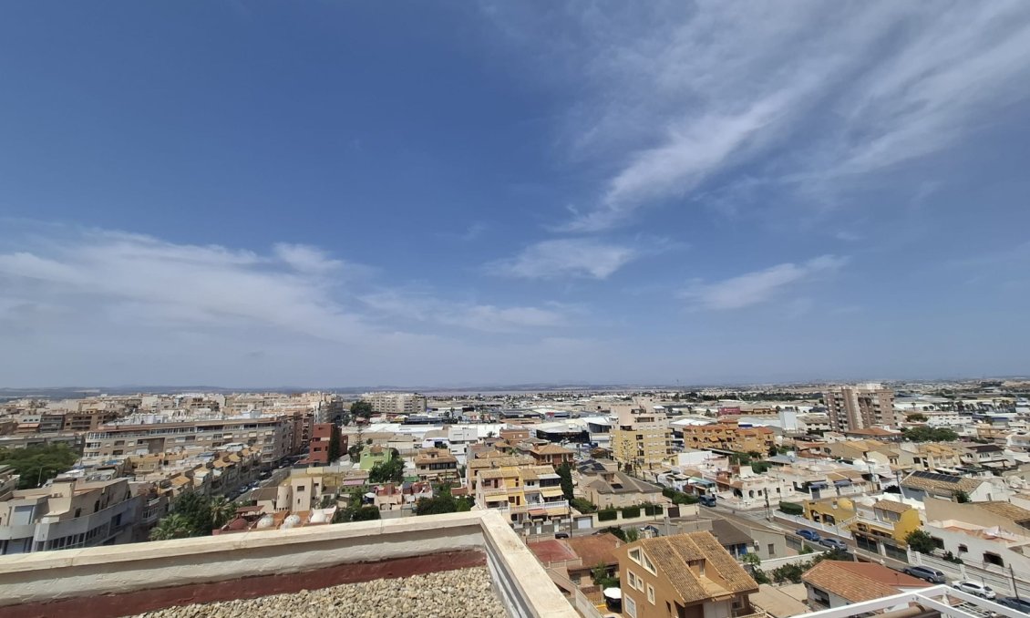 Resale - Apartment -
Torrevieja - Costa Blanca