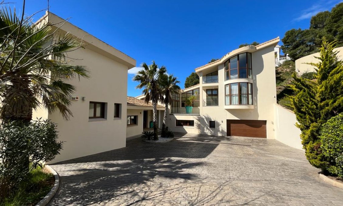 Resale - Villa -
La Manga Club - Costa Calida