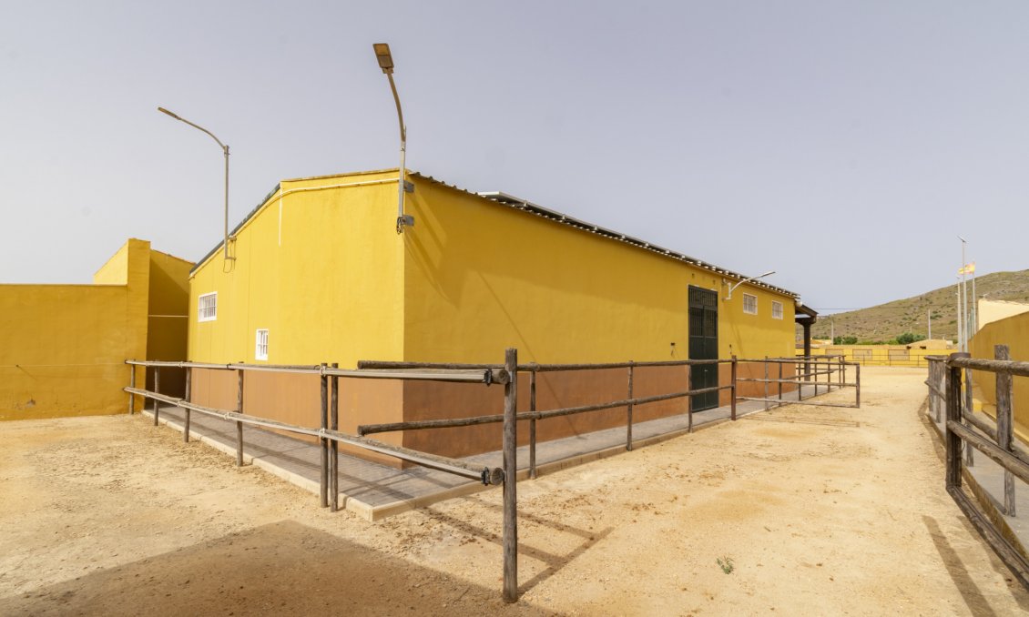 Wiederverkauf - Villa -
El Beal - Inland