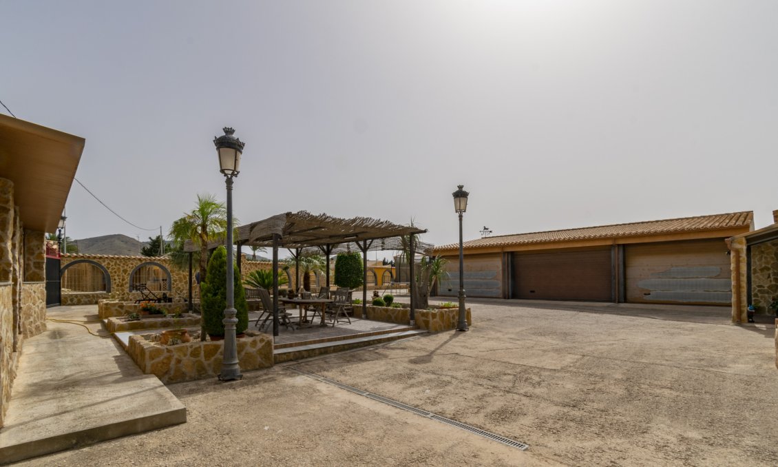 Wiederverkauf - Villa -
El Beal - Inland