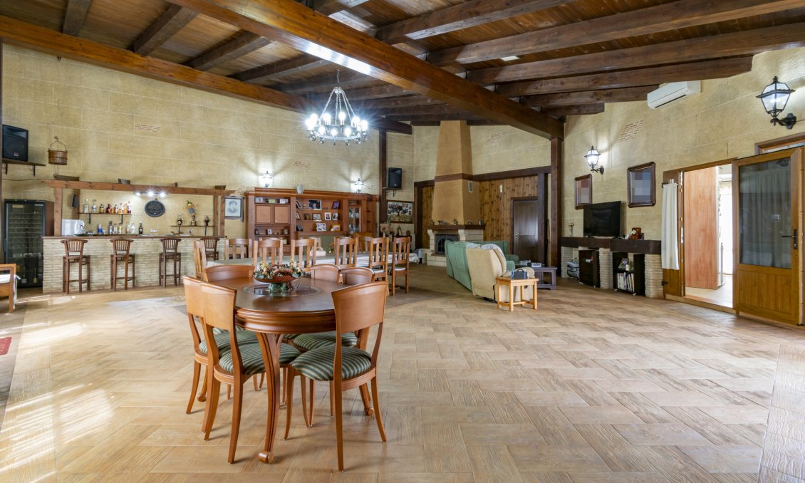 Wiederverkauf - Villa -
El Beal - Inland