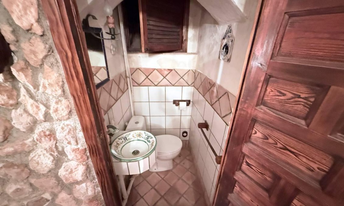 Revânzare - Vilă -
Campoamor