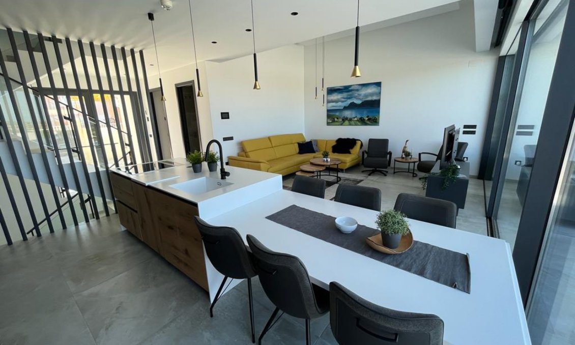 Resale - Villa -
Rojales - Inland