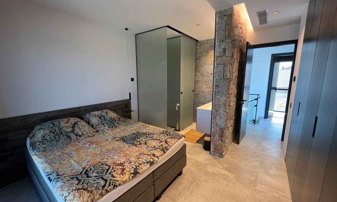 Resale - Villa -
Rojales - Inland