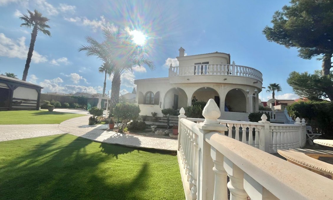 Wiederverkauf - Villa -
Torrevieja - San Luis