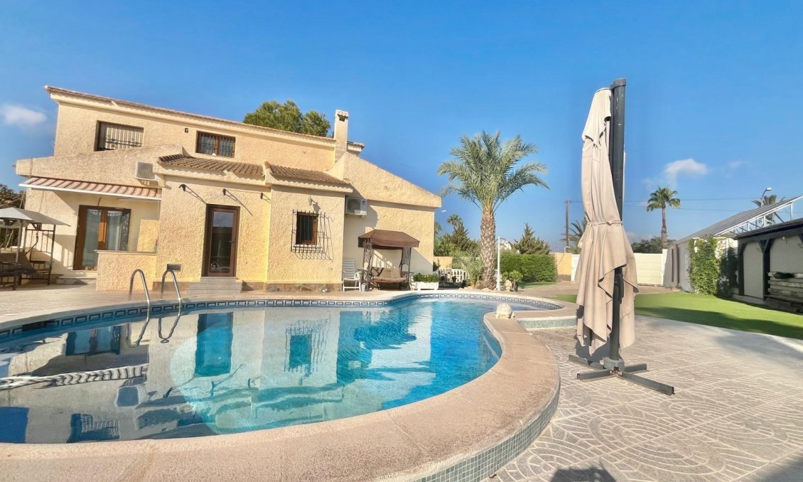 Wiederverkauf - Villa -
Torrevieja - San Luis