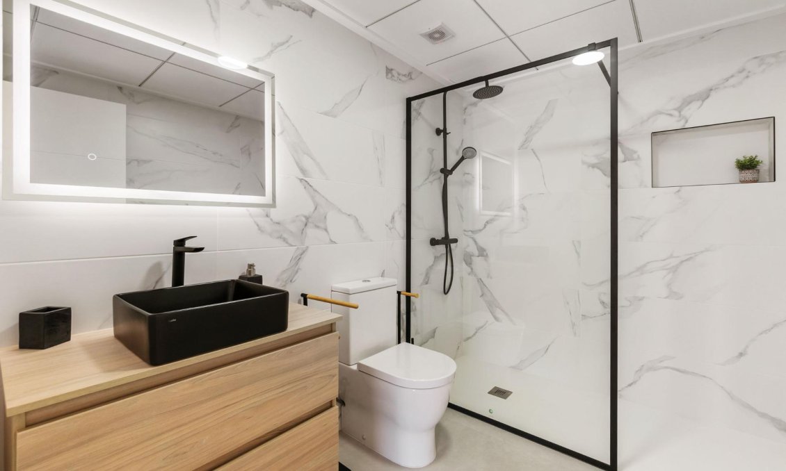 Neue Gebäude - Villa -
San Pedro del Pinatar - Polideportivo