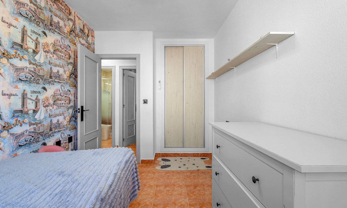 Resale - Apartment -
Torrevieja - Costa Blanca