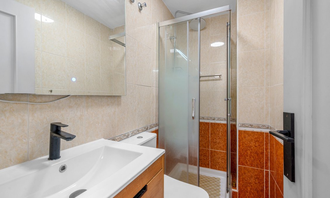 Resale - Apartment -
Torrevieja - Costa Blanca
