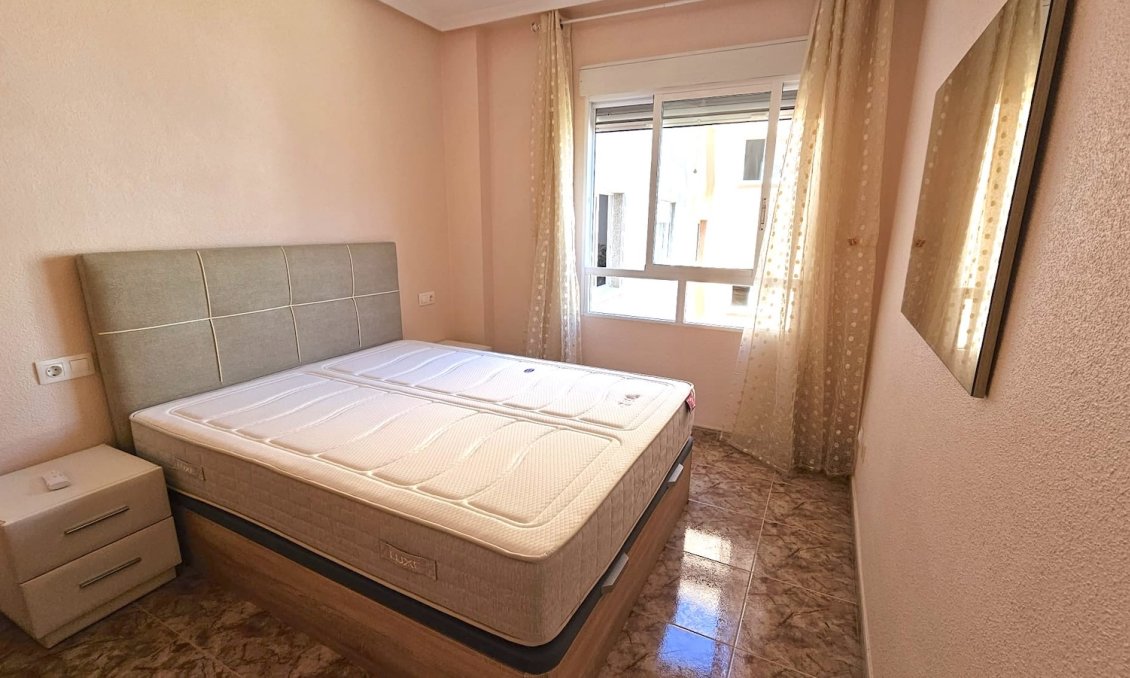 Revente - Appartement -
Torrevieja - Costa Blanca