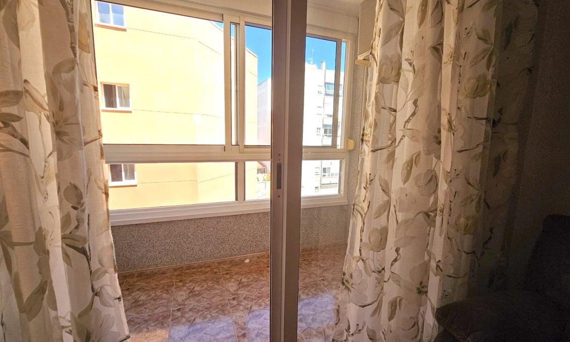 Revente - Appartement -
Torrevieja - Costa Blanca