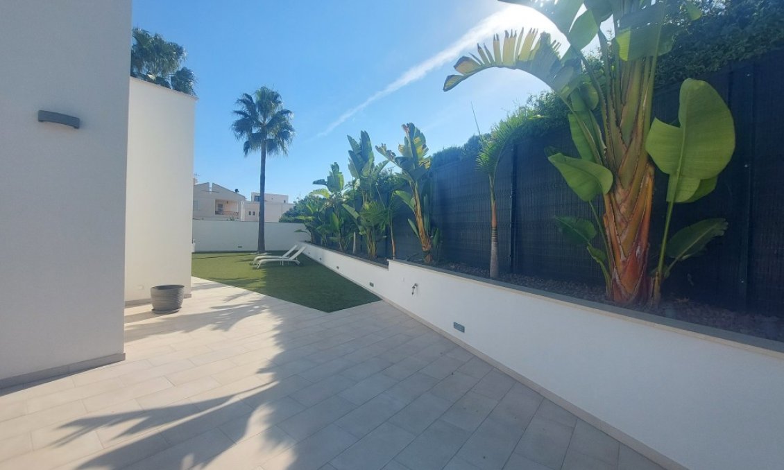 Resale - Villa -
Albir - Costa Blanca