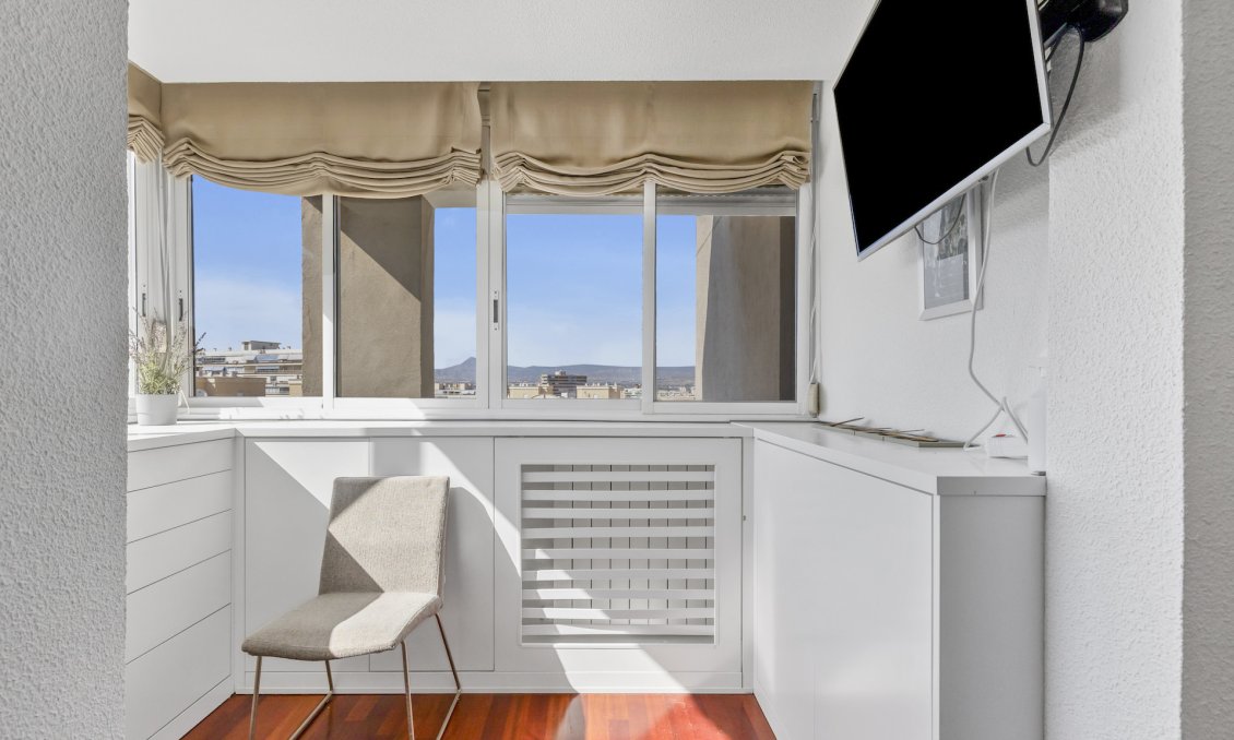 Wiederverkauf - Apartment Penthouse -
San Juan de Alicante - Costa Blanca