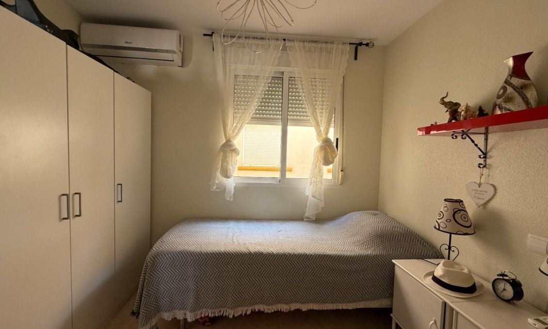 Resale - Apartment -
Orihuela - Inland