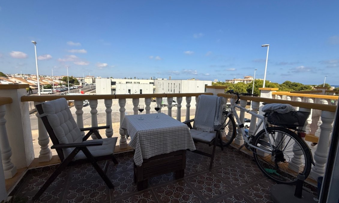 Resale - Apartment -
Orihuela - Inland