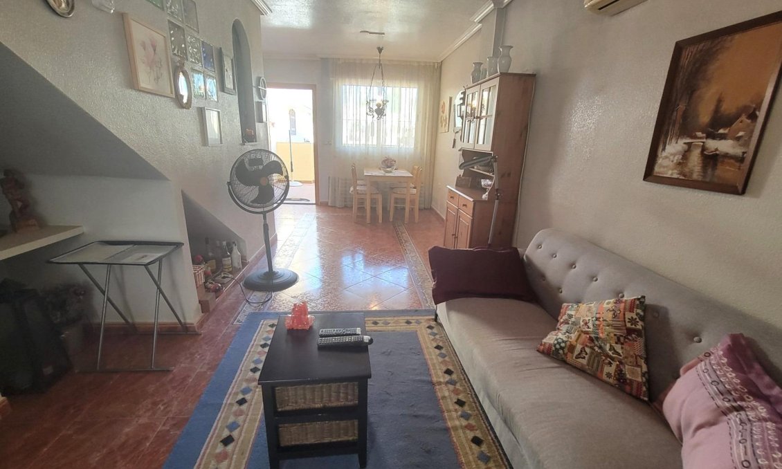 Resale - Town House -
Orihuela Costa - Playa Flamenca