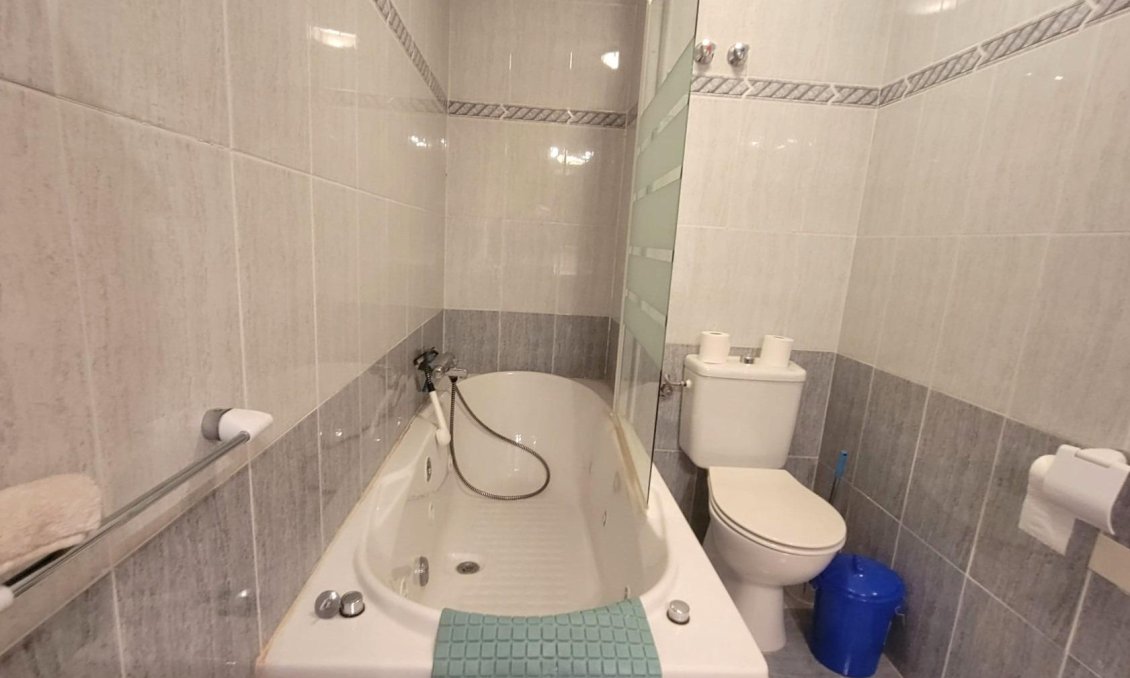 Resale - Town House -
Orihuela Costa - Playa Flamenca