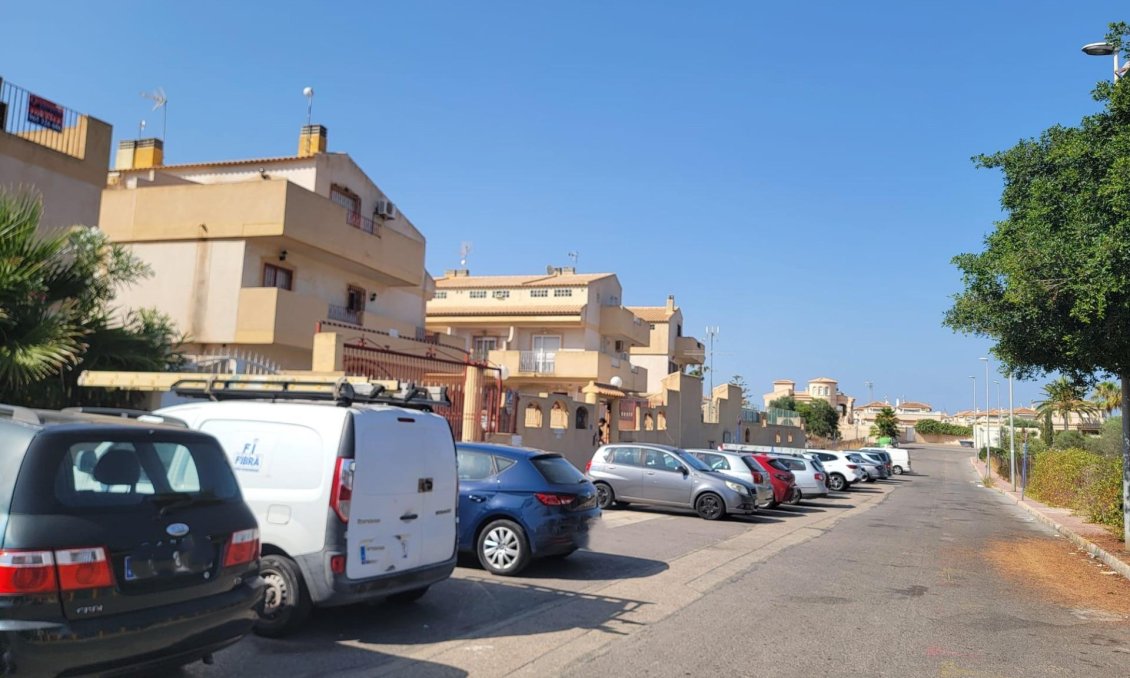 Resale - Town House -
Orihuela Costa - Playa Flamenca