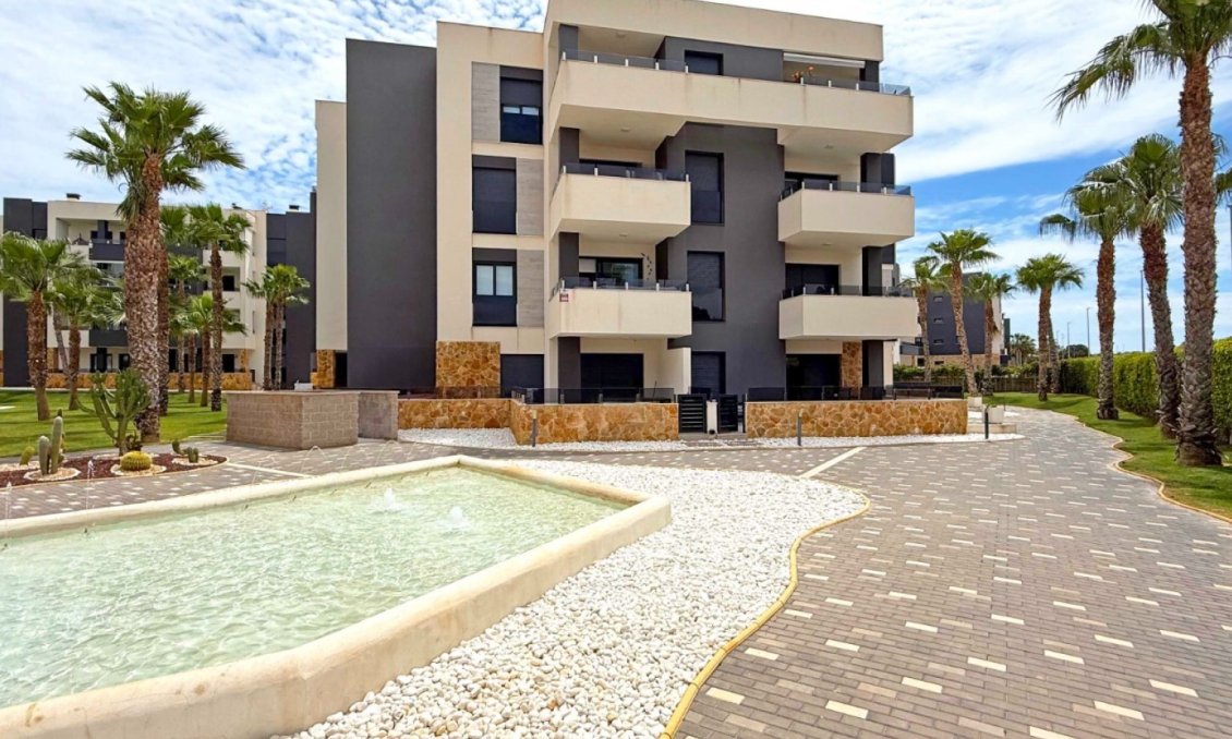 Segunda mano - Apartamento -
Orihuela Costa - Costa Blanca