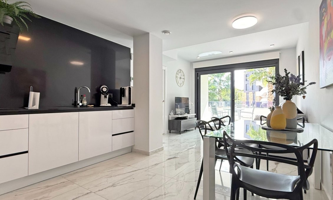 Segunda mano - Apartamento -
Orihuela Costa - Costa Blanca