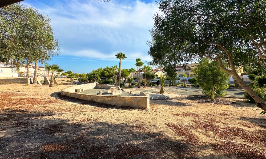 Használt Ingatlanok - Bungaló -
San Miguel de Salinas - Inland