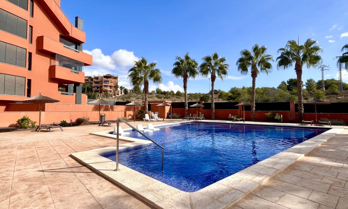 Resale - Apartment -
Villamartin - Costa Blanca