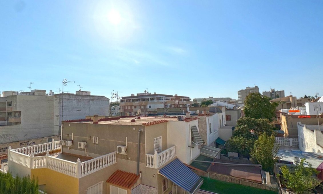 Resale - Duplex -
Torrevieja - Costa Blanca