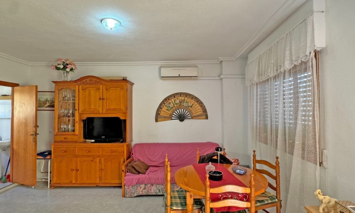 Resale - Duplex -
Torrevieja - Costa Blanca