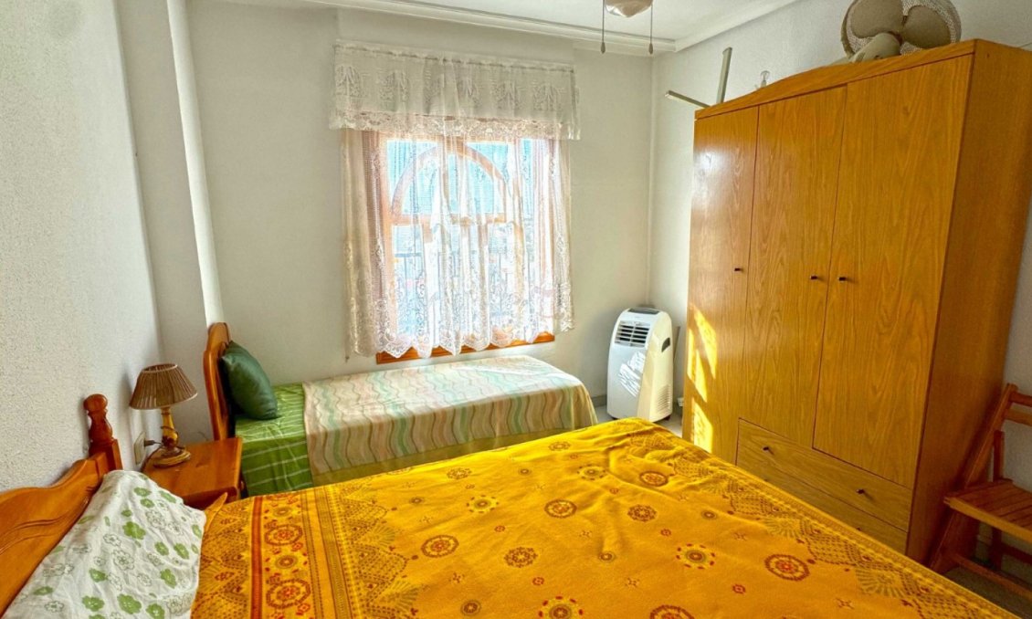 Resale - Duplex -
Torrevieja - Costa Blanca