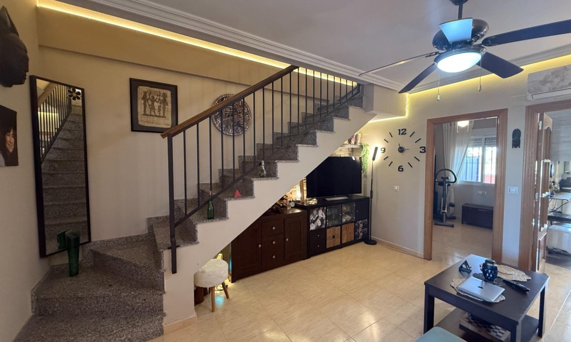 Resale - Semi Detached -
Torrevieja - El Limonar