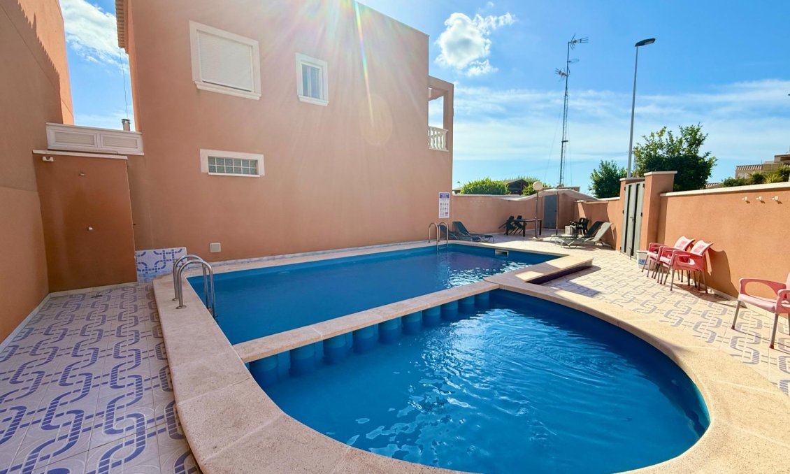 Resale - Semi Detached -
Torrevieja - El Limonar
