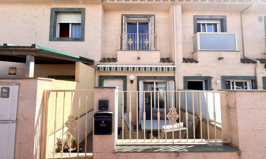Resale - Town House -
La Mata - Costa Blanca
