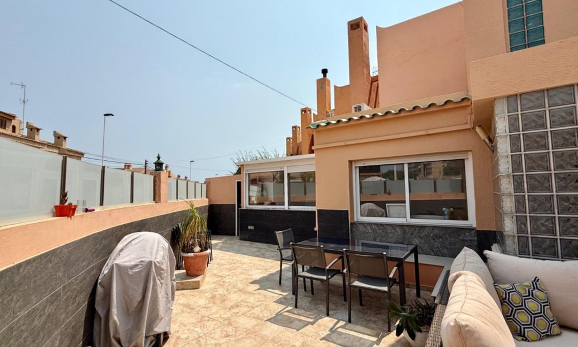 Wiederverkauf - Villa -
Torrevieja - Los Frutales