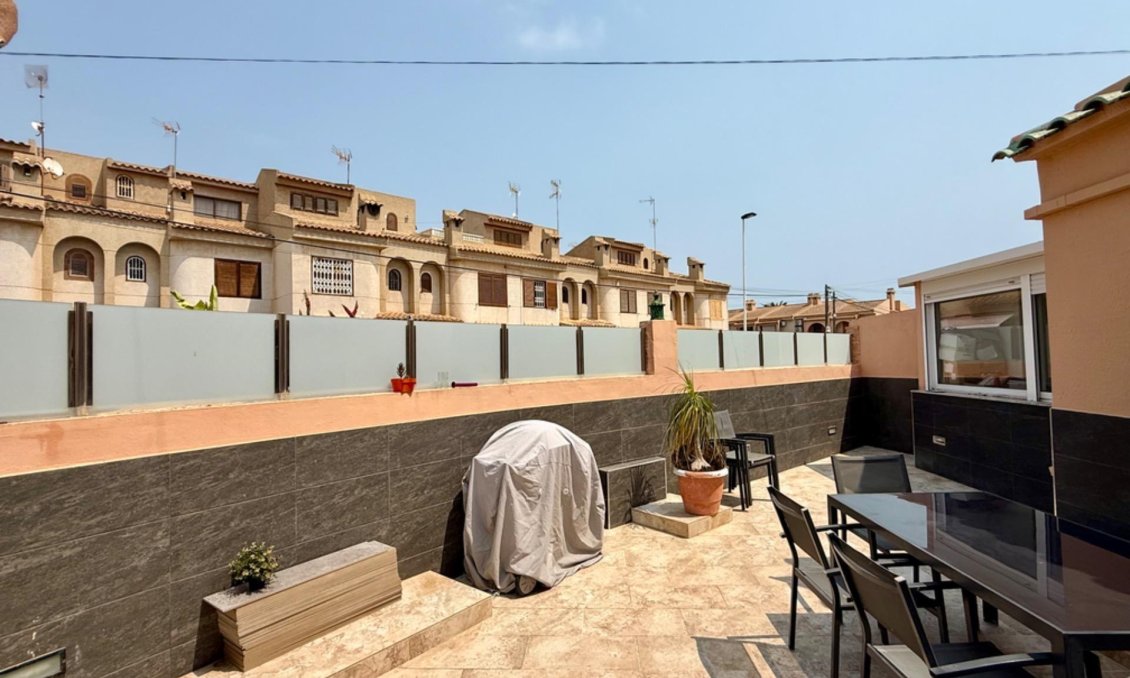 Wiederverkauf - Villa -
Torrevieja - Los Frutales