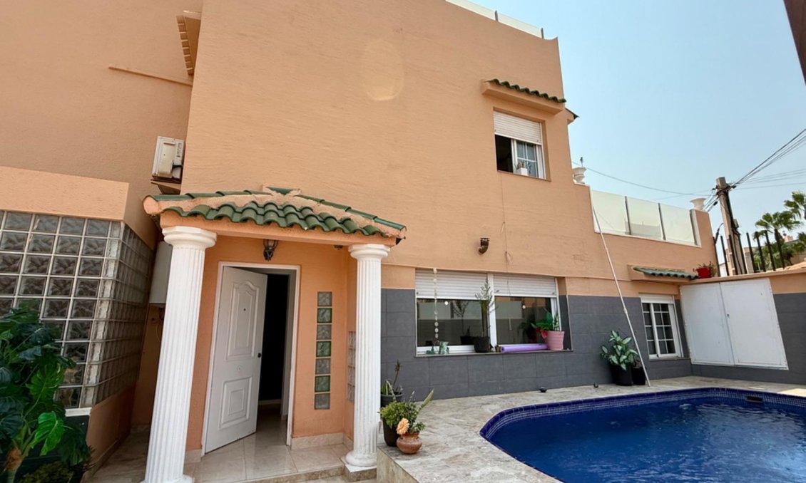 Wiederverkauf - Villa -
Torrevieja - Los Frutales