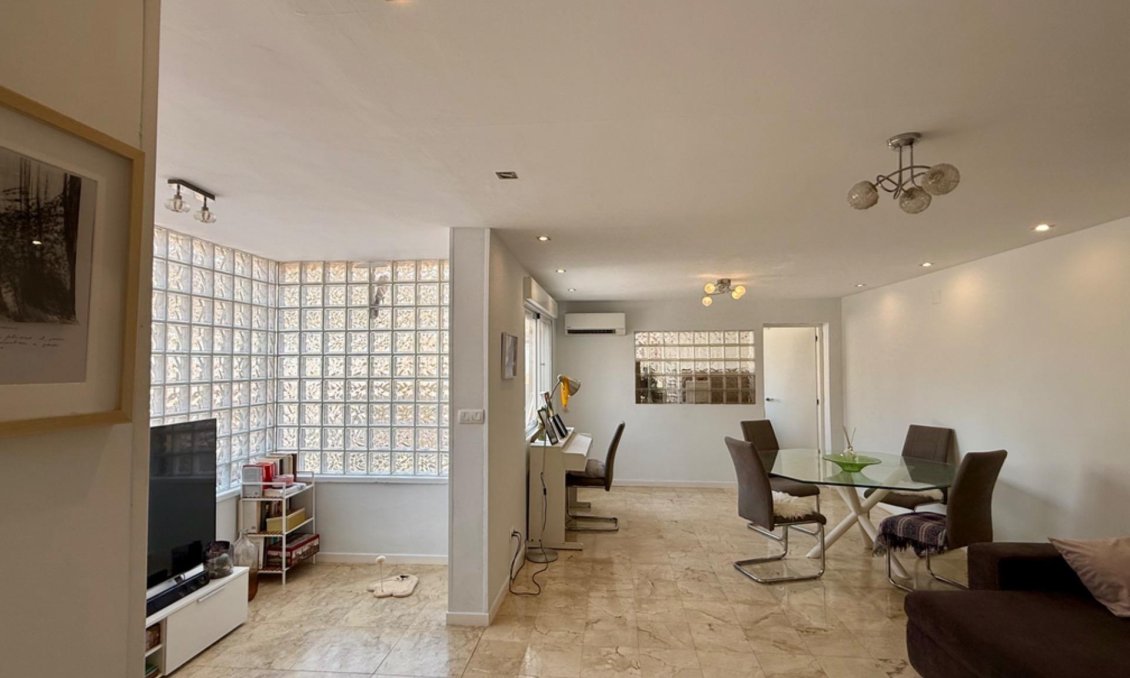 Wiederverkauf - Villa -
Torrevieja - Los Frutales