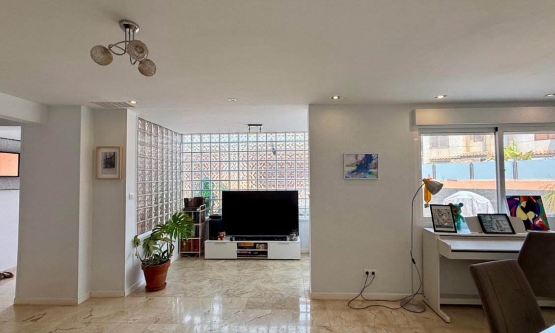 Wiederverkauf - Villa -
Torrevieja - Los Frutales