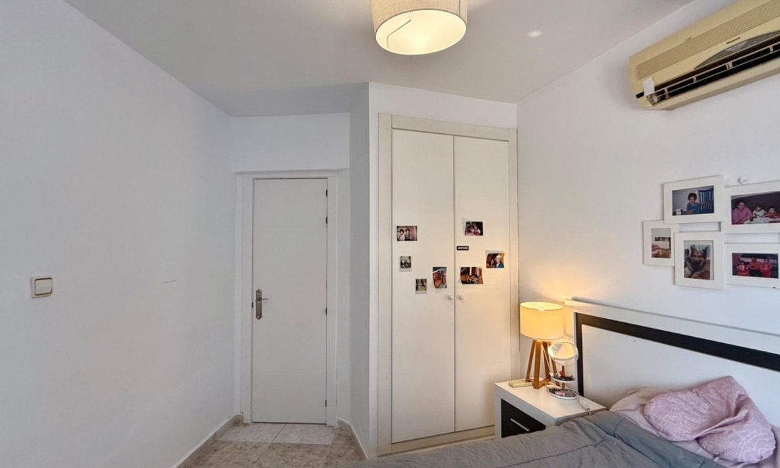 Wiederverkauf - Villa -
Torrevieja - Los Frutales