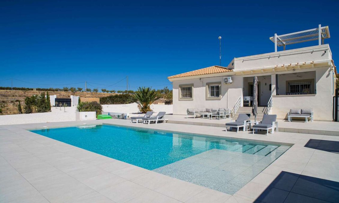 Wiederverkauf - Villa -
Pinoso - Inland