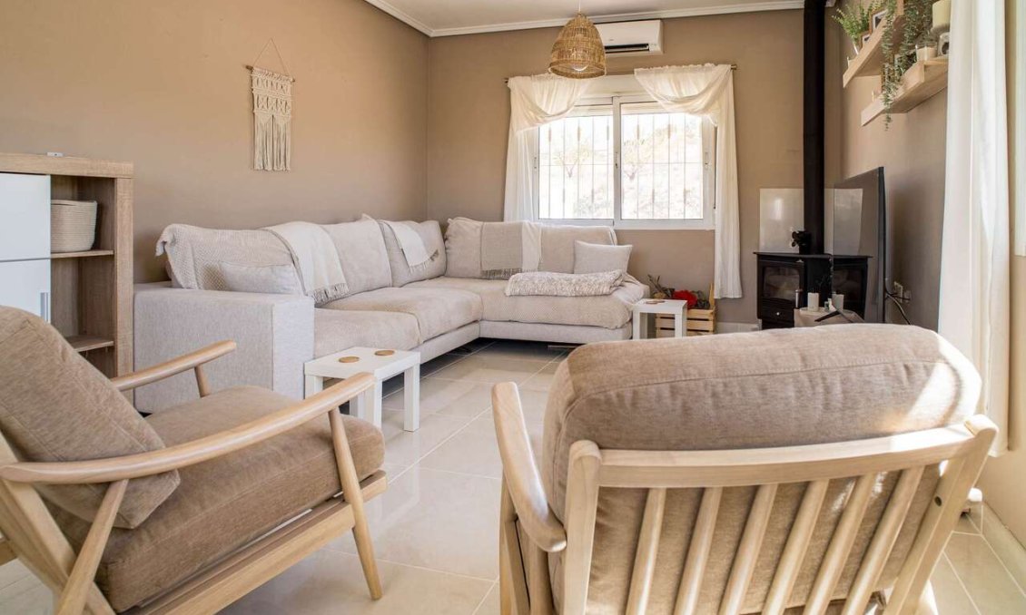 Wiederverkauf - Villa -
Pinoso - Inland