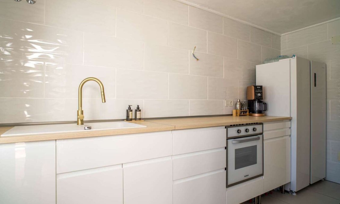 Wiederverkauf - Villa -
Pinoso - Inland