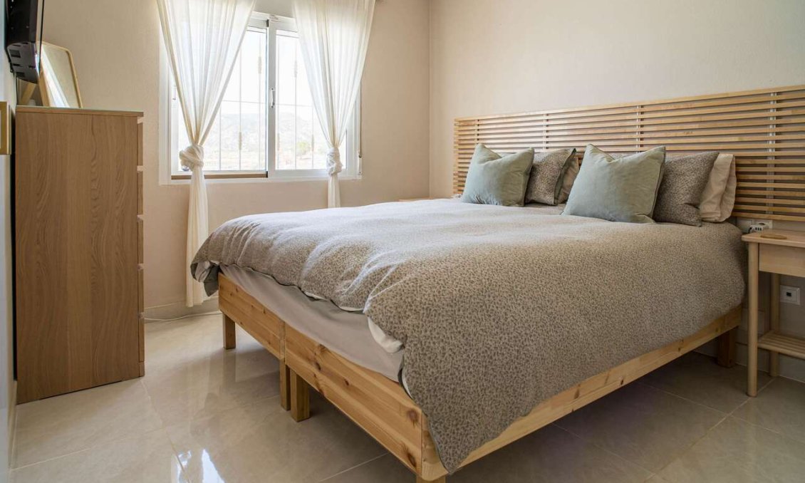 Wiederverkauf - Villa -
Pinoso - Inland