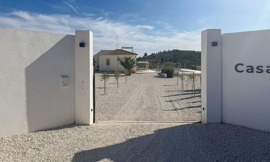 Wiederverkauf - Villa -
Pinoso - Inland