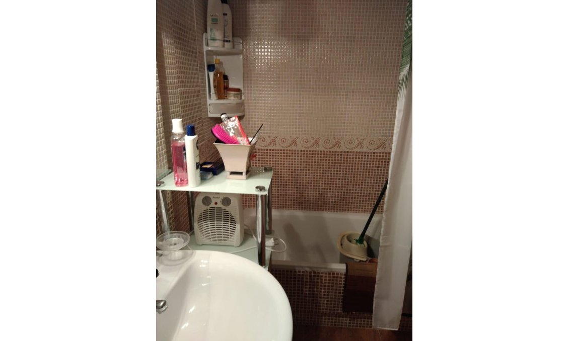 Resale - Apartment -
Torrevieja - Parque Acuático - Sector 25