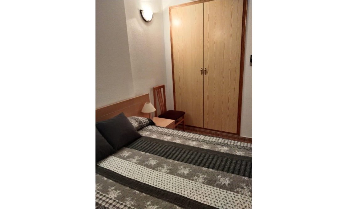 Resale - Apartment -
Torrevieja - Parque Acuático - Sector 25